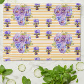 シャビーシックな黄色のストライプパンジーの花 キッチンタオル (折り畳み)
