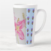 シャビーシックピンクリリーフローラフラワーズブルースポット カフェラテマグ (右)