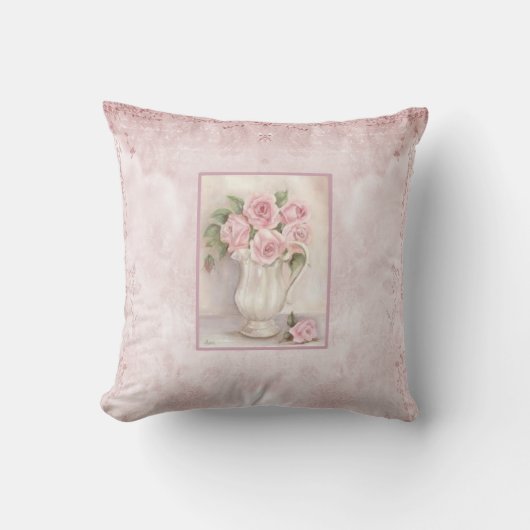 シャビーシックヴィンテージピンクローズイン花瓶 クッション (正面)