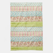 シャビーバラパステルパターンオン素朴ウッドコテージ キッチンタオル (縦)