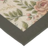 シャブエレガントビーシックで繊細なフローラ刺繍 テーブルクロス (アングル)