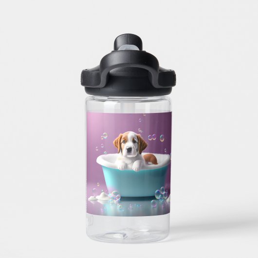 シャボン玉のバスタブの中のかわいい子犬 ウォーターボトル (背面)