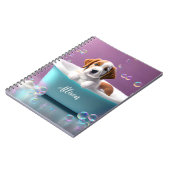 シャボン玉のバスタブの中のかわいい子犬 ノートブック (左側)