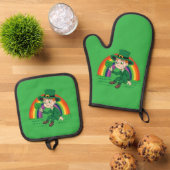 シャムロックとレインボーを備えた可愛い漫画レプレシャン 鍋つかみ&鍋敷きセット (トップダウン)