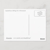 シャムロックの上に座っているレプレシャン ポストカード (裏面)