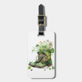 シャムロックの花と緑のアイルランドのワークブーツ ラゲッジタグ (正面縦)