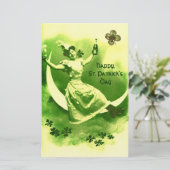 シャムロックを持つ聖パトリックの日月の女性 便箋 (スタンド正面)