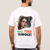 シャムロックを振る – Leprechaun's Scavenger狩り Tシャツ (裏面)