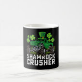 シャムロッククラッシャーSt patricks dayモンスタートラック コーヒーマグカップ (中央)