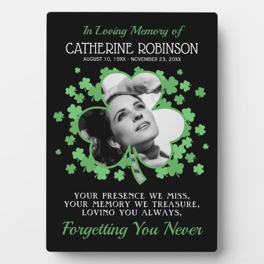 シャムロッククローバー写真記念館 フォトプラーク (正面)