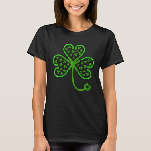 シャムロックステソスコープSaint patricks dayナース Tシャツ (正面)
