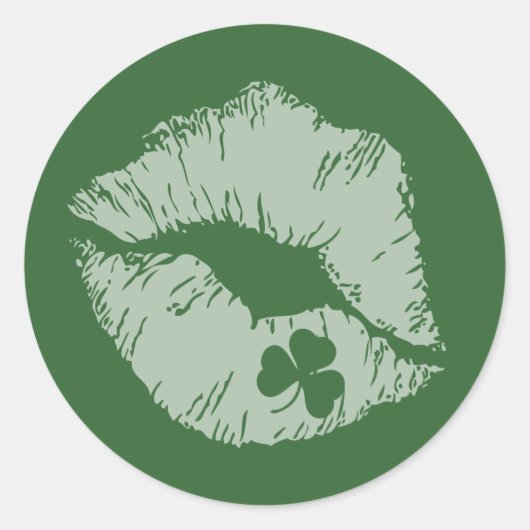 シャムロックリップ – キス私はアイリッシュスティッカー ラウンドシール (正面)