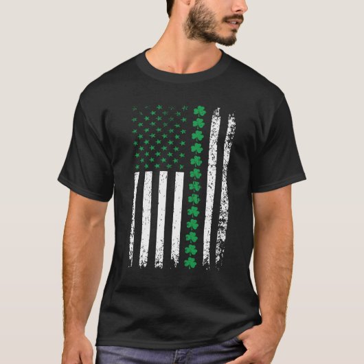 シャムロック付き米国国旗のパトリック・デイデザイン Tシャツ (正面)