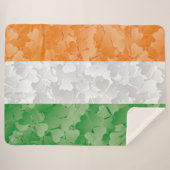 シャムロック模様のアイルランド国旗 シェルパブランケット (正面(横))