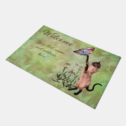 シャム猫と蝶パーソナライズされた歓迎 ドアマット (アングル)