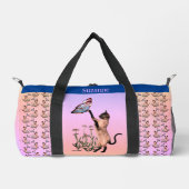シャム猫と蝶パーソナライズされた ダッフルバッグ (正面)