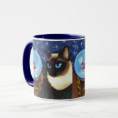 シャム猫のクリスタル・ボールのコイの幸運のファンタジーのマグ マグカップ (正面左)