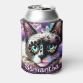 シャメスホワイトキティキャットクロカスパーソナライズされたフローラ 缶クーラー (缶裏面)