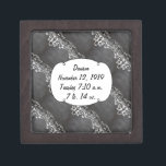 シャルボードタイポグラフィウェディング ギフトボックス<br><div class="desc">Chalkboardヴィンテージモダン氏とMrs Chalkboard結婚式招待状甘くて生意気なChalkboard結婚式Chalkboardヴィンテージのタイポグラフィ招待状甘くて生意気なChalkboard結婚式パーティーTシャツ</div>
