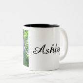 シャロンかわいらしのピンク色のバラの写真 ツートーンマグカップ (正面右)