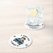 シャワクラシックーに乗ったレースカー男の赤ちゃんクルーシン ペーパーコースター (インサイチュ)