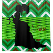 シャワーカーテンビクトリアン女性緑シェブロン シャワーカーテン (正面)