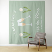 シャンパンバチェロレッテパーティーのミス・トゥ・ミセス チューリップ タペストリー (インサイチュ)