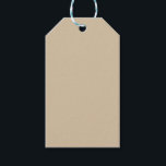 シャンパンベージュ ギフトタグ<br><div class="desc">シャンパンベージュは、ソフトで淡いベージュとライトゴールドのブレンドで、暖かな黄色やピンクの微妙なアンダートーンが加えられています。スパークリングワインの時代を超えた優雅さにインスパイアされたこの色は、贅沢さ、洗練さ、お祝いをイメージさせます。その静かな輝きは、結婚式、企業のイベント、日常の特別な瞬間など、さまざまなシーンで好まれています。

イベントを計画している場合でも、空間をキュレーションしている場合でも、このコレクションは汎用性があり、洗練された美観を提供します。主張しすぎず豊かなシャンパンベージュは、ダスティーローズ、パイングリーン、セージ、ネイビー、ソフトグレーなどと effortless に調和します。

主なトーン：ベージュ、パールゴールド、ライトイエロー
アンダートーン：暖かな黄色またはソフトなブッシュ
全体的なムード：洗練された、暖かな、お祝いの</div>