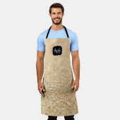 シャンパン金ゴールドフェイクグリッタースパークルスモノグラム エプロン (着用した状態)