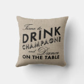 シャンペンのバーラップ及び黒い枕を飲む時間 クッション (裏面)