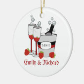 シャンペン及びいちごのブライダルシャワーの日付 セラミックオーナメント (左)