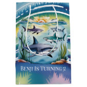 シャークアンダーザシーボーイ誕生日 ミディアムペーパーバッグ (正面)