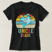 シャークシャークシャークファミリーハッピーマザーズデイ Tシャツ (デザイン正面)