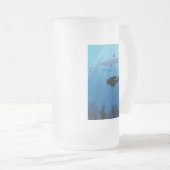 シャークダイビングスキューバダイバー フロストグラスビールジョッキ (正面右)