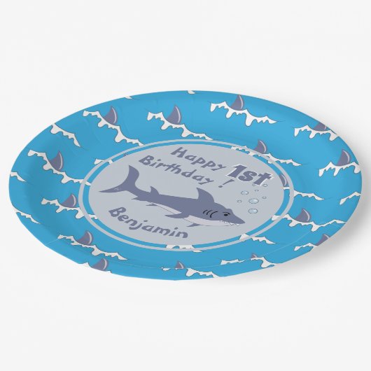 シャークテーマパーソナライズされた1st誕生日紙プレート ペーパープレート (アングル)