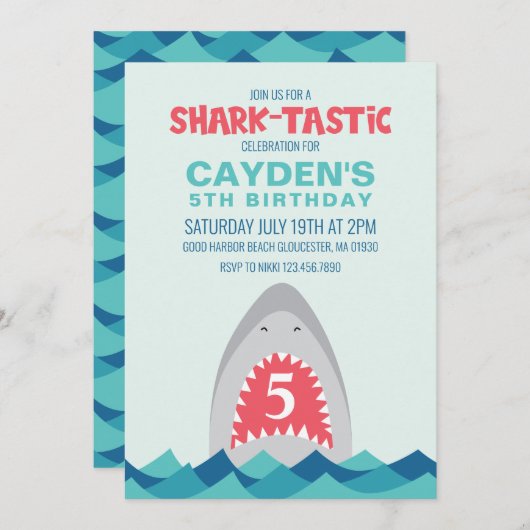 シャークバイトsharktastsic誕生日パーティーの招待 招待状 (正面/裏面)