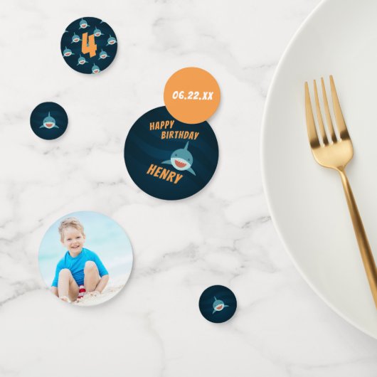 シャークパーソナライズされたテーマ誕生会 コンフェッティ (グループ)