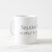 シャークベイオーストラリア緯度&経度 コーヒーマグカップ (正面左)