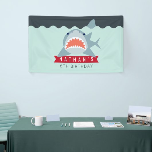 シャークボーイネイビーブループール誕生日バナー 横断幕 (トレードショー)