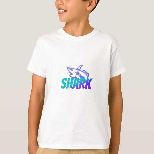 シャークロゴの鮮やかなグラデーション | 迫力あるオーシャンビジュアル Tシャツ (正面)