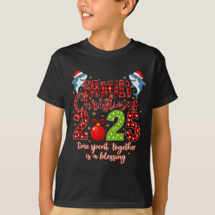 シャーク家族のクリスマス 2025 サンタ メリータイムを過ごす Tシャツ