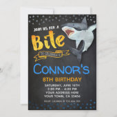 シャーク招待状、プール誕生日パーティー、Chalkboard 招待状 (正面)