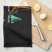 シャーク歯狩り-熱狂するシャークギフト キッチンタオル (四つ折り)