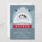 シャーク石板ブループールボーイフォト誕生日 招待状 (正面)