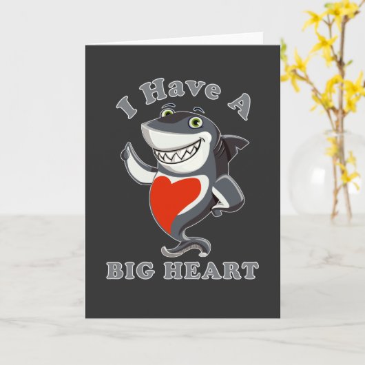 シャーク私は大きなハートバレンタインデーを持っている愛T-Sh カード (黄色い花)