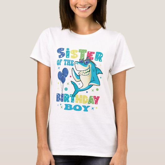 シャーク誕生日シーマッチングファミリーの姉妹 Tシャツ (正面)