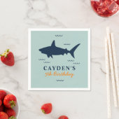 シャーク誕生日パーティーの招待 スタンダードカクテルナプキン (インサイチュ)