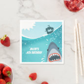 シャーク誕生日プールパーティーボーイボーイズザシー スタンダードカクテルナプキン (インサイチュ)