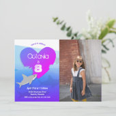 シャーク・バースデー・パーティーの写真パープル・ブルー招待状 招待状 (スタンド正面)