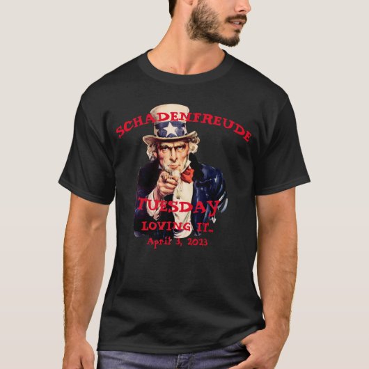シャーデンフロイデ火曜日 トランプ逮捕 Uncle Tシャツ (正面)